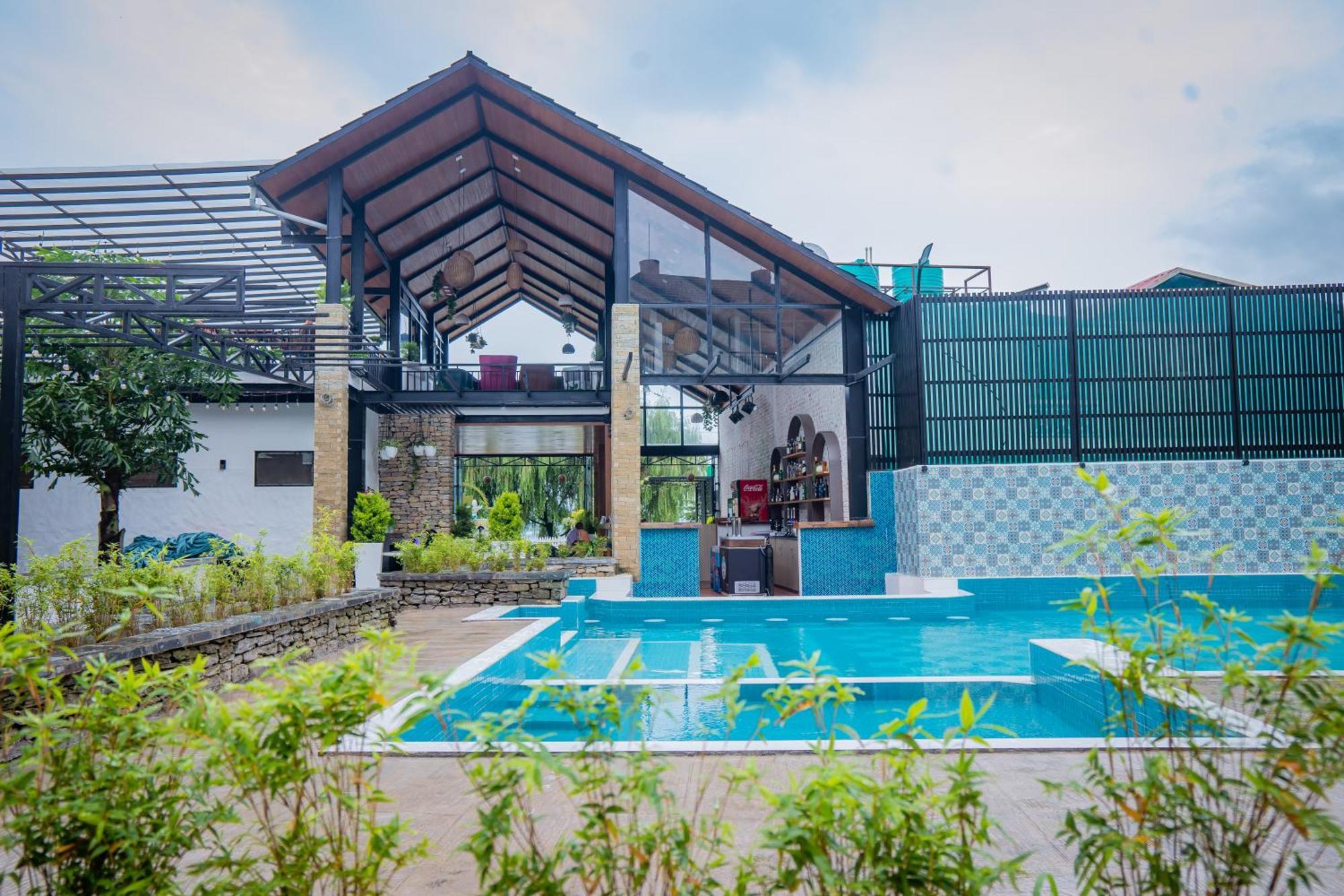 โฮเต็ล เล้คฟร้อนท์ Hotel โพคารา ภายนอก รูปภาพ