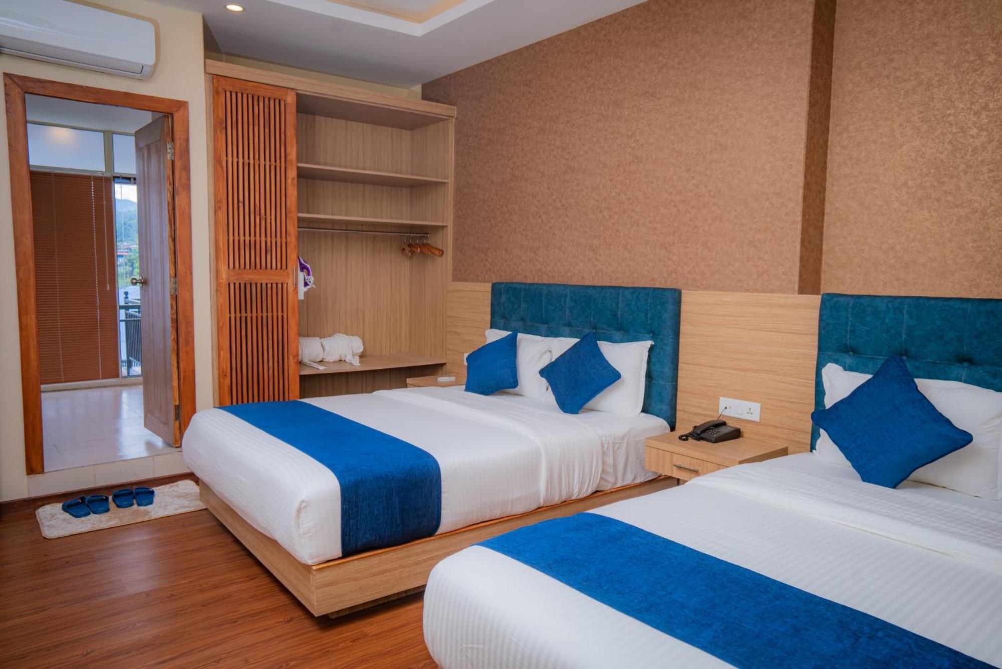 โฮเต็ล เล้คฟร้อนท์ Hotel โพคารา ภายนอก รูปภาพ