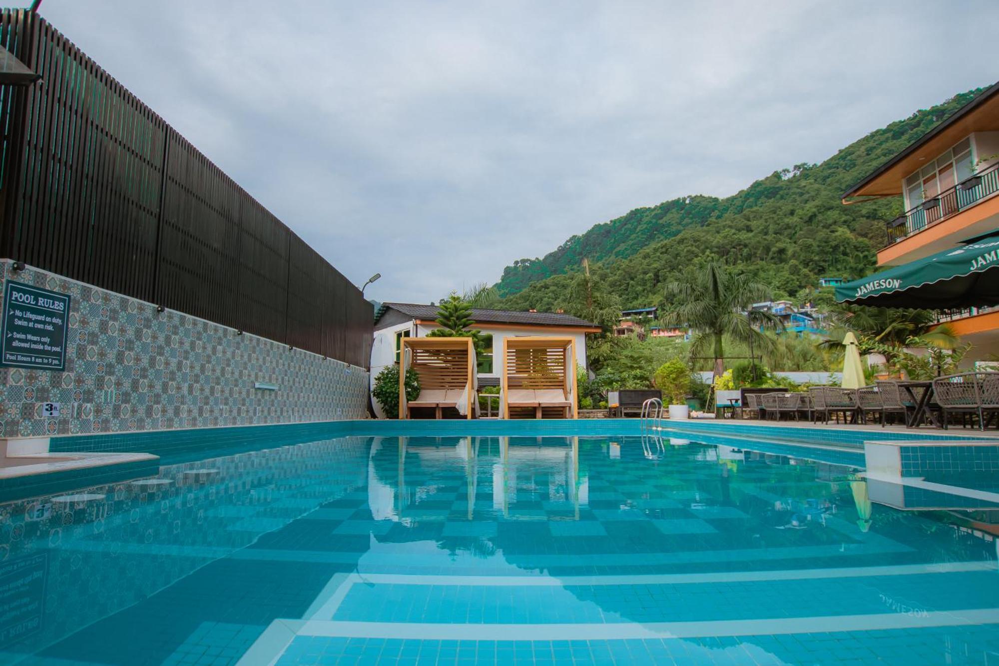 โฮเต็ล เล้คฟร้อนท์ Hotel โพคารา ภายนอก รูปภาพ